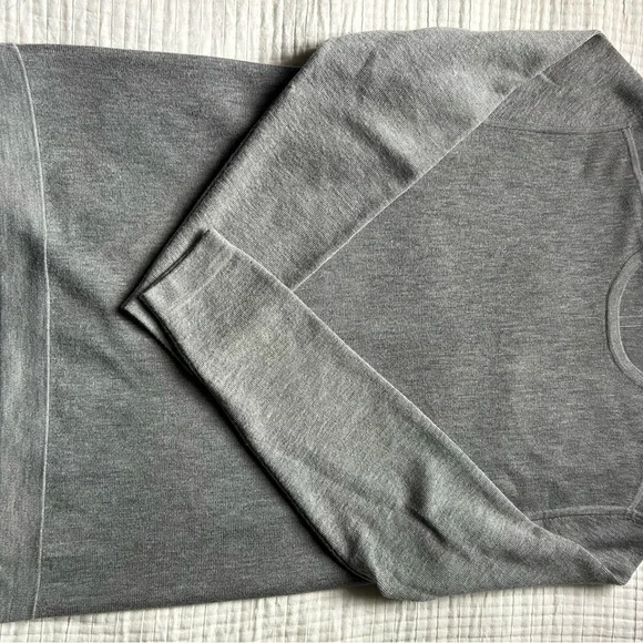 lululemon athletica Heather Gray Crewneck Sweater - Picture 3 of 4